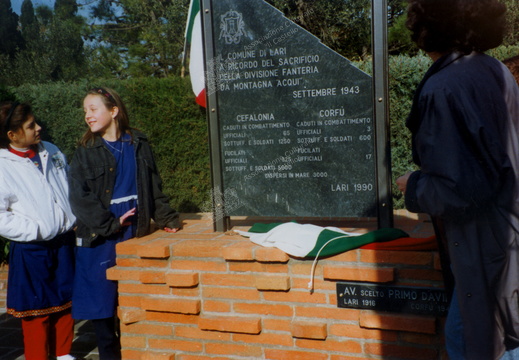 Inaugurazione del monumento ai caduti della divisione Acqui