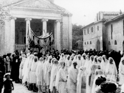 Processione dei primi anni del novecento, dalla Madonna del Carmine