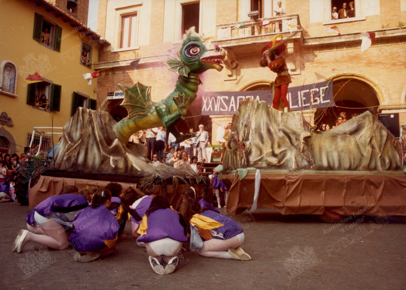 xxvi sagra delle ciliegie - carro rionale - Massimo Gragnani.jpg