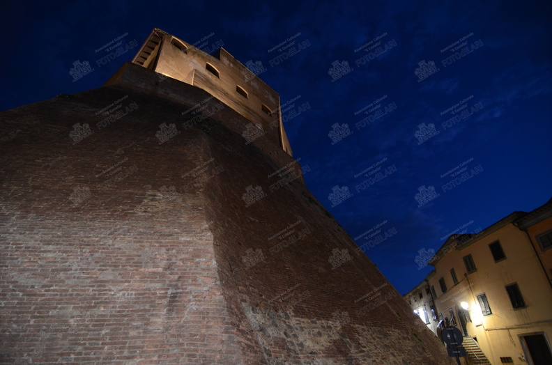 mura castello da nord - 01.JPG