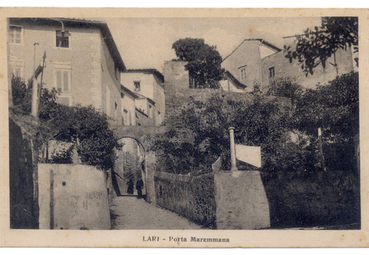 Lari - Porta Maremmana