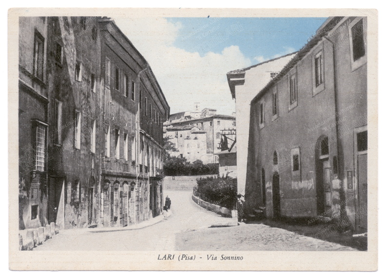 Lari - via Sonnino.jpg