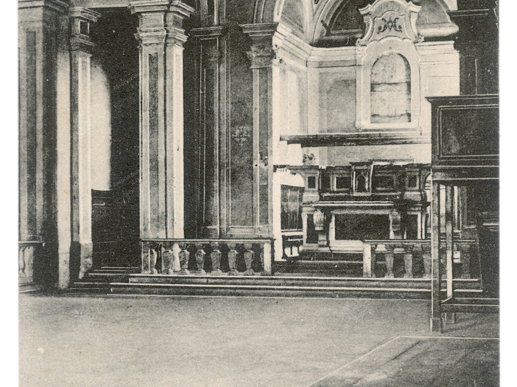 Lari (Pisa) - Interno della Chiesa prima del restauro