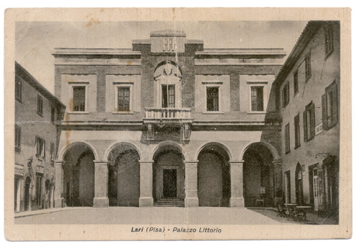 Lari )Pisa) - Palazzo Littorio